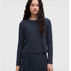 Lululemon classic fit cotton blend  Navy Long Sleeve Top